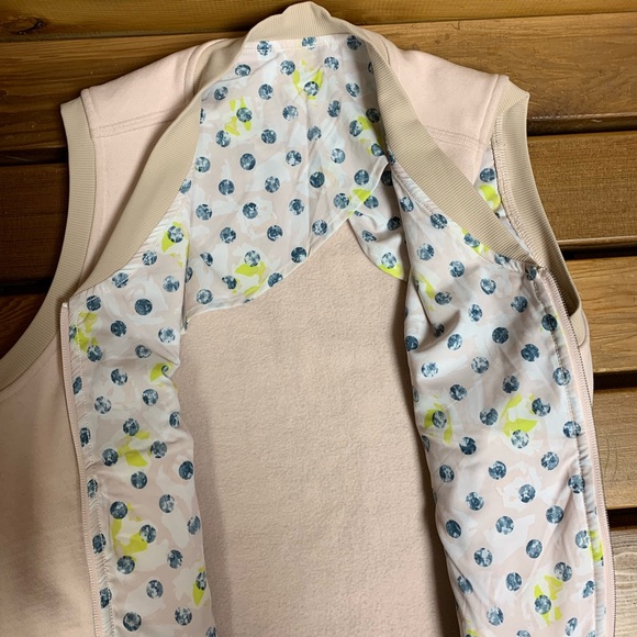 Lululemon Departure Layering Vest in Parfait Pink - Picture 6 of 8